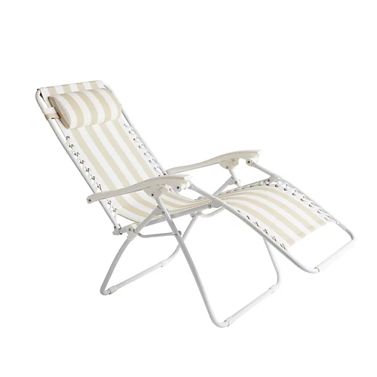 Simply Essential Outdoor Folding Zero Gravity Chair For Just